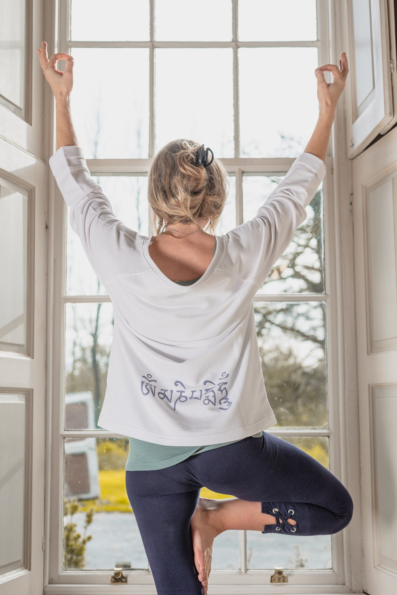 sacred threads flash dance womens sweater yoga wear ethical sourced and produced